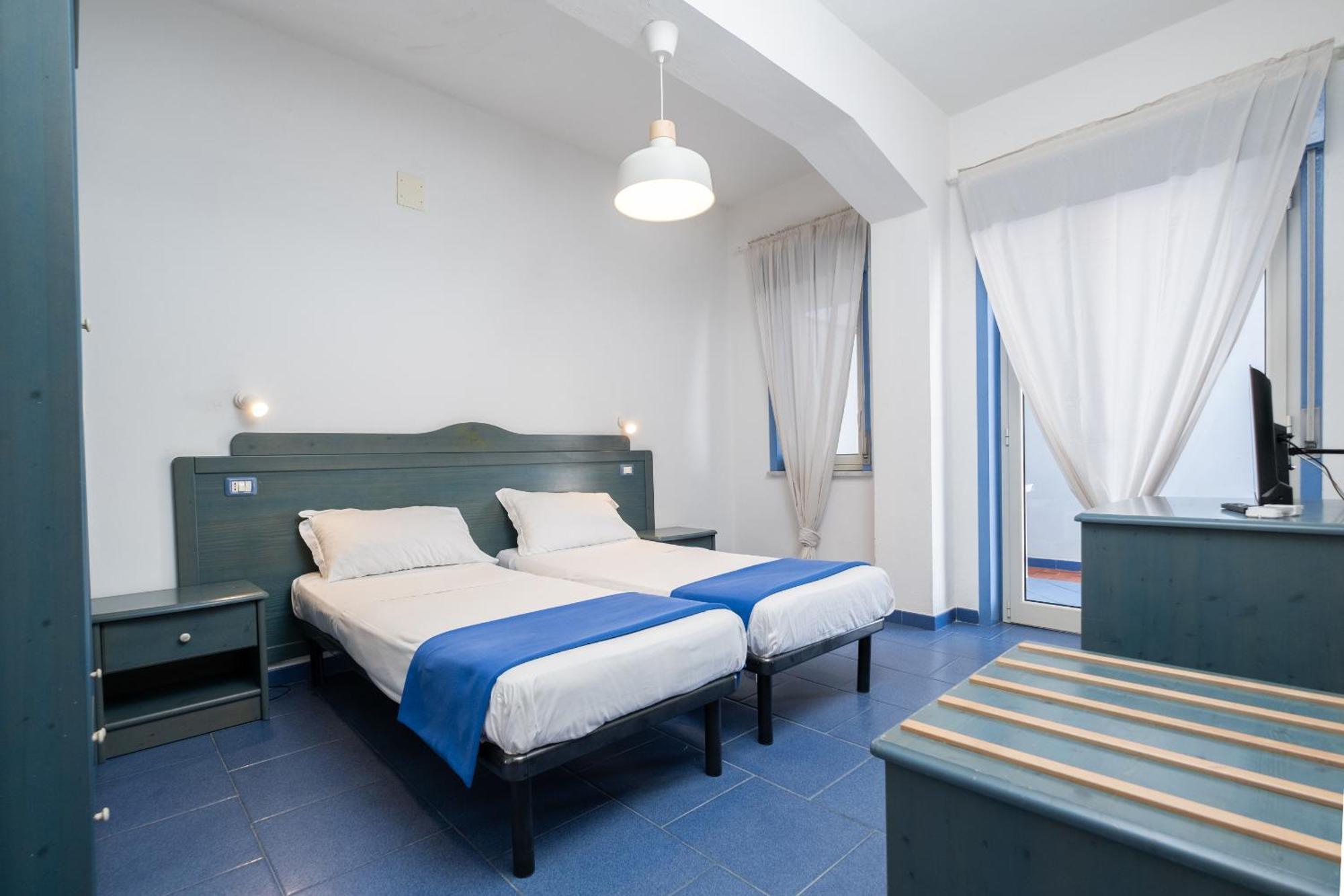 Oasi Azzurra Aparthotel Messina Luaran gambar