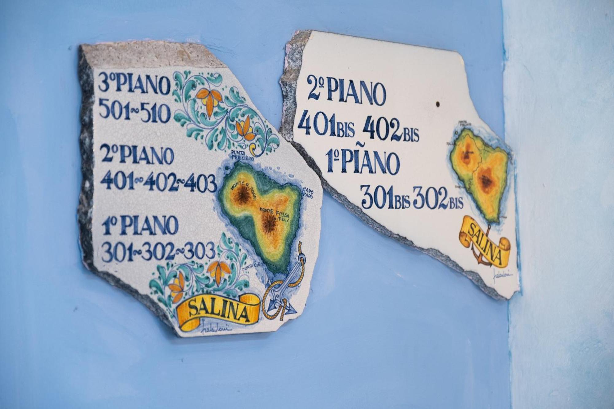 Oasi Azzurra Aparthotel Messina Luaran gambar